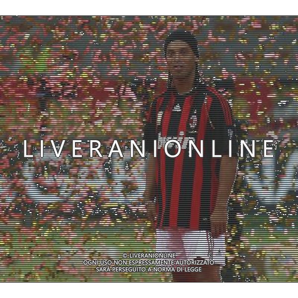 Presentazione di Ronaldinho nuovo acquisto del Milan allo stadio meazza di san siro Milano 17/07/2008 Foto Luca Ghidoni/Ag. Aldo Liverani