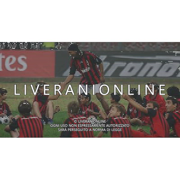 Foto Aldo Liverani/Luca Ghidoni Milano 17/07/2008 Presentazione di Ronaldinho al Milan Nella foto Ronaldinho AG ALDO LIVERANI