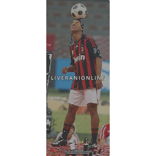 Foto Aldo Liverani/Luca Ghidoni Milano 17/07/2008 Presentazione di Ronaldinho al Milan Nella foto Ronaldinho AG ALDO LIVERANI