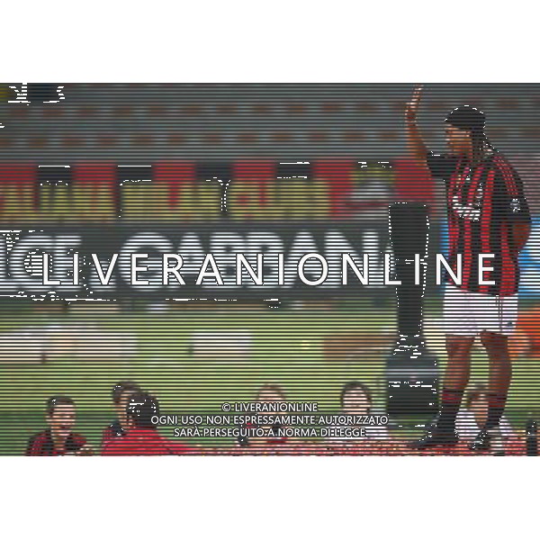 Foto Aldo Liverani/Luca Ghidoni Milano 17/07/2008 Presentazione di Ronaldinho al Milan Nella foto Ronaldinho AG ALDO LIVERANI