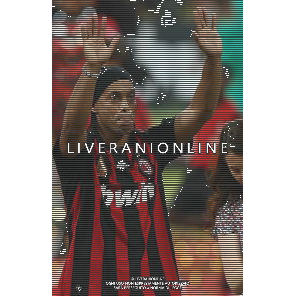 Foto Aldo Liverani/Luca Ghidoni Milano 17/07/2008 Presentazione di Ronaldinho al Milan Nella foto Ronaldinho AG ALDO LIVERANI