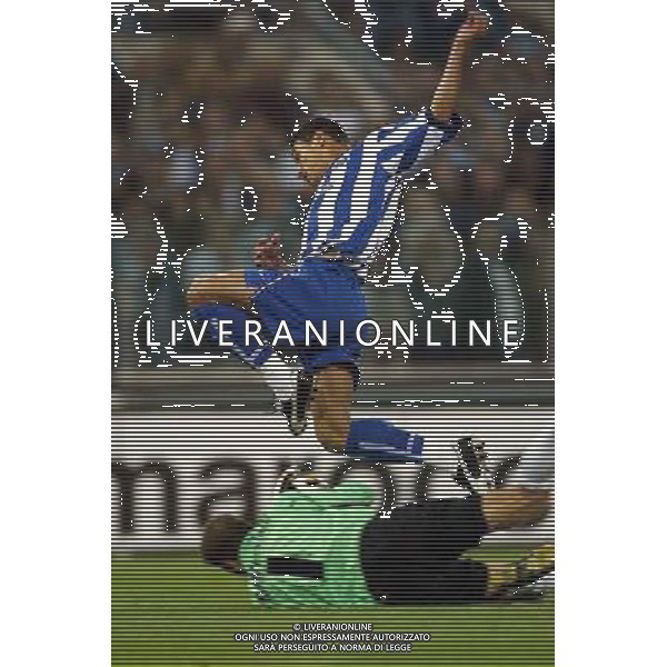 Roma 24/04/2003 Lazio Porto Coppa Uefa nella foto Marchegiani in parata Agenzia ALDO LIVERANI
