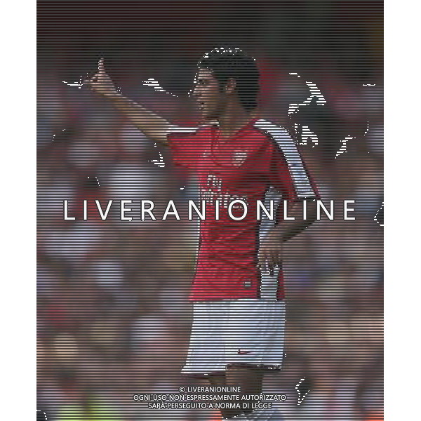 Arsenal\'s Carlos Vela during Arsenal vs Juventus in the pre-season Emirates Cup (Juventus-Arsenal-Real Madrid and Hamburg) at the Emirates Stadium in London(UK) on 02/08/2008 .Picture By Marcello Pozzetti ©IPS - Photo Agency :21 Delisle Road London SE28 0JD mobile: 07973 308 835 Ag Aldo Liverani