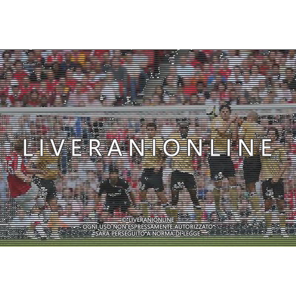 Arsenal\'s Nicklas Bendtner takes a freekick during Arsenal vs Juventus in the pre-season Emirates Cup (Juventus-Arsenal-Real Madrid and Hamburg) at the Emirates Stadium in London(UK) on 02/08/2008 .Picture By Marcello Pozzetti ©IPS - Photo Agency :21 Delisle Road London SE28 0JD mobile: 07973 308 835 Ag Aldo Liverani 