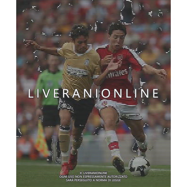 Juventus\' Fausto Rossi and Arsenal\'s Samir Nasri in the pre-season Emirates Cup (Juventus-Arsenal-Real Madrid and Hamburg) at the Emirates Stadium in London(UK) on 02/08/2008 .Picture By Marcello Pozzetti ©IPS - Photo Agency :21 Delisle Road London SE28 0JD mobile: 07973 308 835 Ag Aldo Liverani