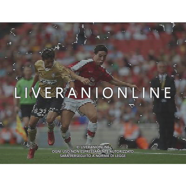 Juventus\' Fausto Rossi and Arsenal\'s Samir Nasri in the pre-season Emirates Cup (Juventus-Arsenal-Real Madrid and Hamburg) at the Emirates Stadium in London(UK) on 02/08/2008 .Picture By Marcello Pozzetti ©IPS - Photo Agency :21 Delisle Road London SE28 0JD mobile: 07973 308 835 Ag Aldo Liverani