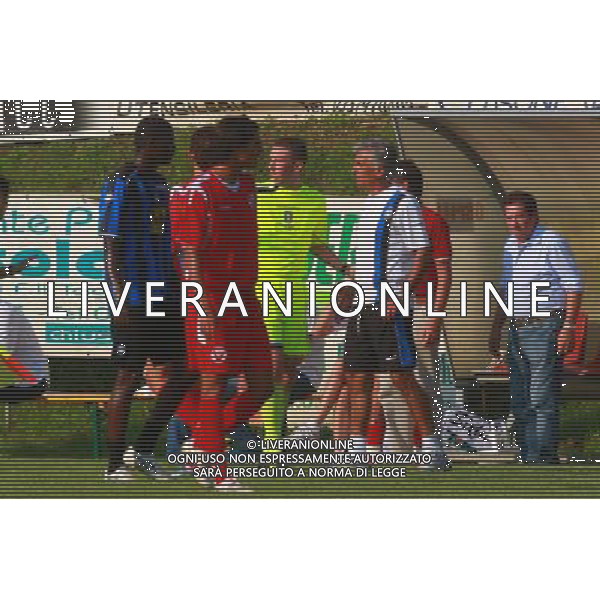 AMICHEVOLE ATALANTA-VARESE NELLA FOTO DISCUSSIONI DOPO ESPULSIONE DI D\' AGOSTINO FOTO PASINETTI/AG ALDO LIVERANI