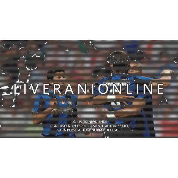 LG Amsterdam Tournament 2008 Amsterdam - 09.08.2008 Ajax-Inter Nella Foto: ADRIANO ESULTANZA DOPO IL GOL CON IBRAHIMOVIC /Ph.Vitez-Ag. Aldo Liverani