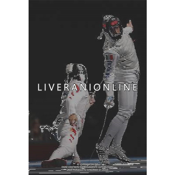 Pechino -08-2008 Giochi Olimpici Pechino Beijing 2008 finali scherma nella foto salvatore sanzo (GER) bronzo e zhu juni (chi) ph marco luzzani/ag aldo liverani s.a.s. 