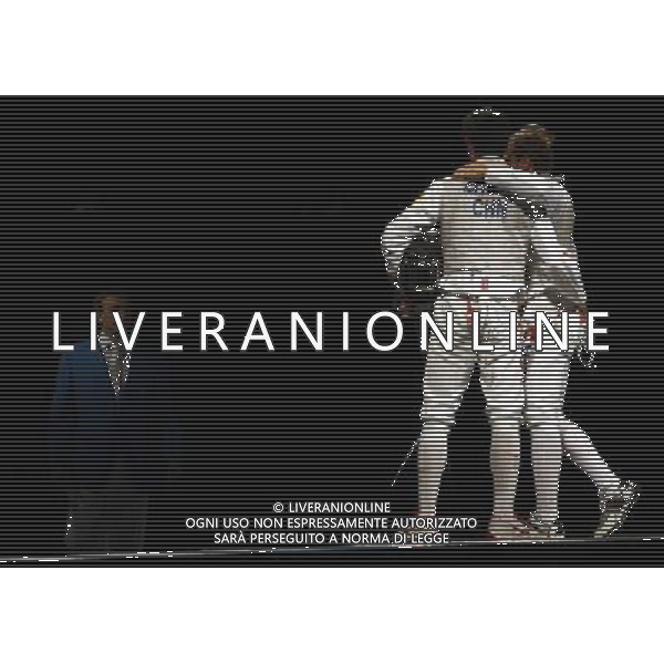 Pechino -08-2008 Giochi Olimpici Pechino Beijing 2008 finali scherma nella foto sanzo salvatore (ITA) e zhu jun (CHI) a fine gara ph marco luzzani/ag aldo liverani s.a.s. 