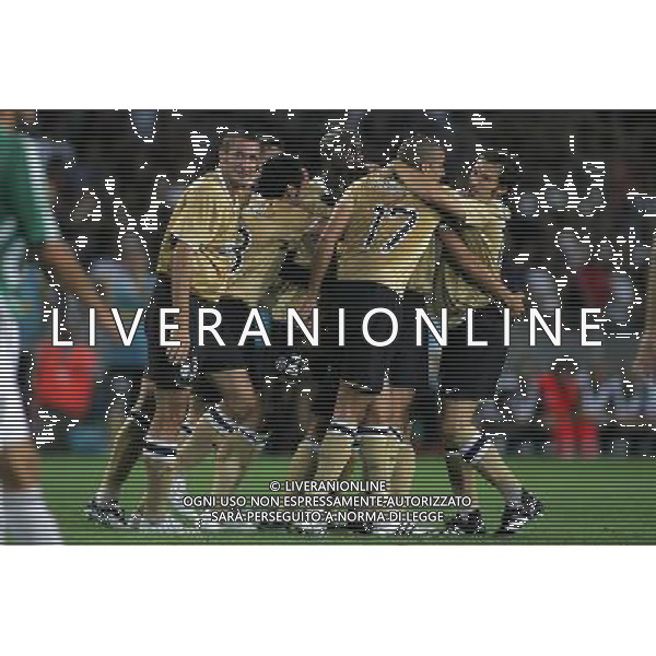 Juventus - Fc Artmedia Bratislava Preliminare Champions League 2008/2009 13-08-2008 Torino Nella foto: abbracci esultanza juve dopo il gol di camoranesi ©Manuela Viganti/Press Photo/Ag. Aldo Liverani