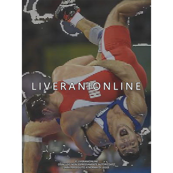 Pechino 14-08-2008 Giochi Olimpici Pechino Beijing 2008 lotta greco romana 84 kg nella foto andrea minguzzi (ITA) oro e fodor zoltan (HUN) nel momento della vittoria ph marco luzzani/ag aldo liverani s.a.s.