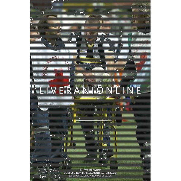 Milan - Juventus Trofeo Berlusconi 17-08-2008 Nella foto: giorgio chiellini dolorante esce dal campo in barella infortunato ©Manuela Viganti/Press Photo/Ag. Aldo Liverani Sas