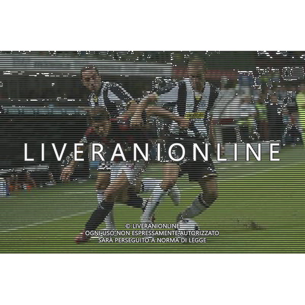 ©Alessandro Falzone/PressPhoto Milano 17-08-2008 Trofeo Berlusconi 2008 Milan Juventus Nealla foto: Il momento dell\'infortunio di Chiellini contrastato da Paloschi AG ALDO LIVERANI