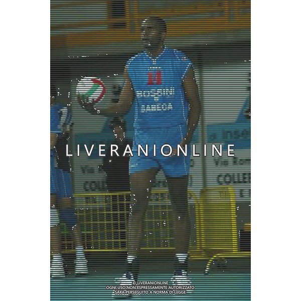 brescia 25/10/2003 campionato nazionale di pallavolo serie A1 Bossini Gabeca Montichiari - Unimade Parma nella foto: Dos Santos Monteiro foto ag aldo liverani/venezia 