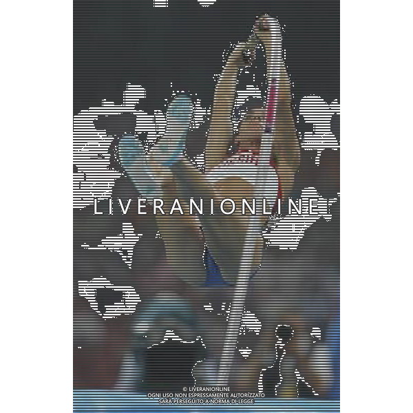 Pechino -08-2008 Giochi Olimpici Pechino Beijing 2008 finale salto con asta femminile nella foto Yelena Isinbayeva (RUSSIA) medaglia d\'oro record del mondo nel salto con l\'asta 5,05 ph marco luzzani/ag aldo liverani s.a.s.