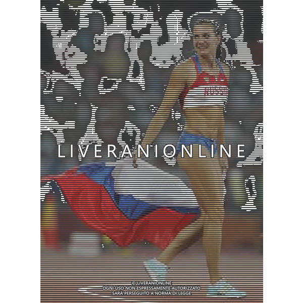 Pechino -08-2008 Giochi Olimpici Pechino Beijing 2008 finale salto con asta femminile nella foto Yelena Isinbayeva (RUSSIA) medaglia d\'oro record del mondo nel salto con l\'asta 5,05 ph marco luzzani/ag aldo liverani s.a.s.