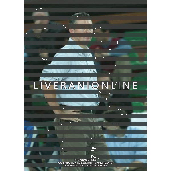 brescia 25/10/2003 campionato nazionale di pallavolo serie A1 Bossini Gabeca Montichiari - Unimade Parma nella foto: valdo enzo allenatore foto ag aldo liverani/venezia 
