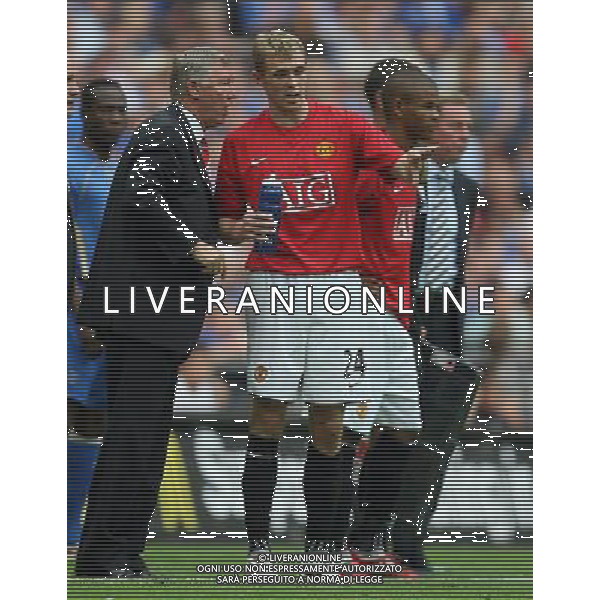 Manchester United v Portsmouth, FA Community Shield. Wembley Stadium. London. UK. 10/8/08 NELLA FOTO Darren Fletcher Sir Alex Ferguson FOTO IPS-AG ALDO LIVERANI ONLY ITALY 
