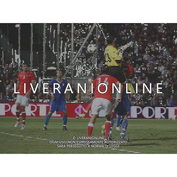 Italia - Austria Amichevole di calcio a Nizza 20/08/2008 Nella foto il gol del pareggio dell\'italia del 2-2 con papera del portiere Foto Luca Ghidoni/Ag. Aldo Liverani