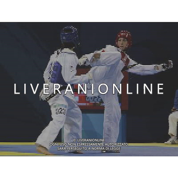 Pechino -08-2008 Giochi Olimpici Pechino Beijing 2008 semifinale femminile taekwondo nella foto veronica calabrese (ITA) e Sujeong Lim (KOR) ph marco luzzani/ag aldo liverani s.a.s.