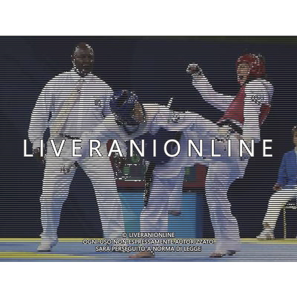 Pechino -08-2008 Giochi Olimpici Pechino Beijing 2008 semifinale femminile taekwondo nella foto veronica calabrese (ITA) e Sujeong Lim (KOR) ph marco luzzani/ag aldo liverani s.a.s.