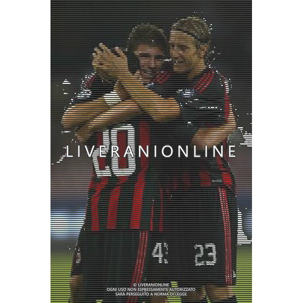 Trofeo Birra Moretti Napoli-21-08-2008 Napoli - Milan Nella foto: abbracci esultanza dopo il gol di alberto paloschi ©Alessandro Falzone/Press Photo/Ag. Aldo Liverani 