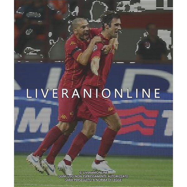 Supercoppa Italiana 2008 Milano - 24.08.2008 Inter-Roma Nella Foto: esultanza di mirko Vucinic festeggiato da max Tonetto dopo il gol del pareggio del 2-2 Ph.Ghidoni-Ag. Aldo Liverani