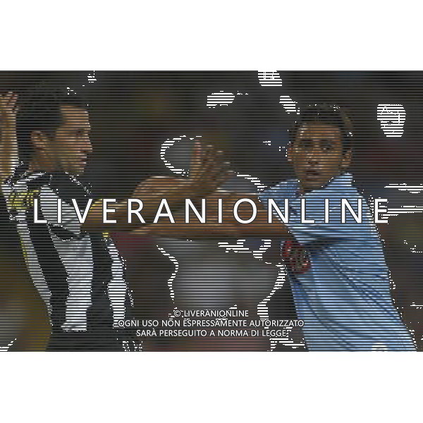 ©Alessandro Falzone/PressPhoto Napoli-21-08-2008 Trofeo Birra Moretti Napoli Juventus Milan Nella foto:Salihamidzic e Pazienza AG ALDO LIVERANI