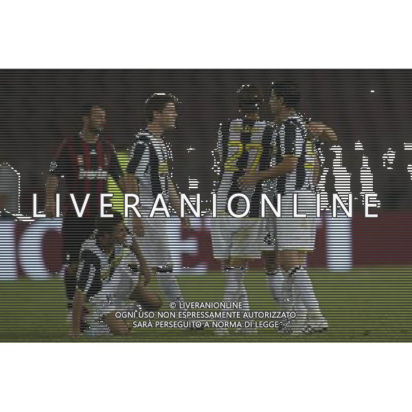 ©Alessandro Falzone/PressPhoto Napoli-21-08-2008 Trofeo Birra Moretti Napoli Juventus Milan Nella foto: Esultanza dei giovani bianconeri per la vittoria del trofeo Birra Moretti AG ALDO LIVERANI