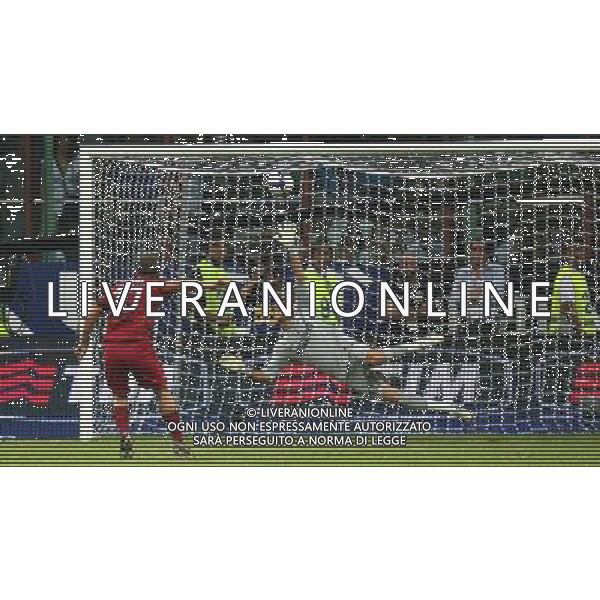 Foto Aldo Liverani/Luca Ghidoni Milano 24/08/2008 Calcio Supercoppa Italiana 2008-2009 Inter-Roma Nella foto il rigore sbagliato da Totti © AG. ALDO LIVERANI SAS