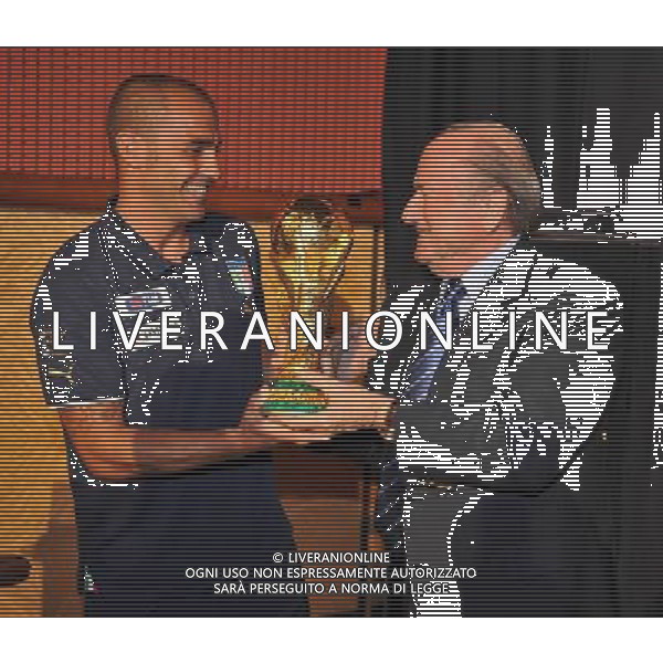 Raduno Nazionale Italiana Coverciano(FI) - 02.09.2008 Cerimonia di Consegna Logo Fifa Nella Foto: Joseph Blatter e Fabio Cannavaro con la Coppa del Mondo /Ph.Vitez-Ag. Aldo Liverani