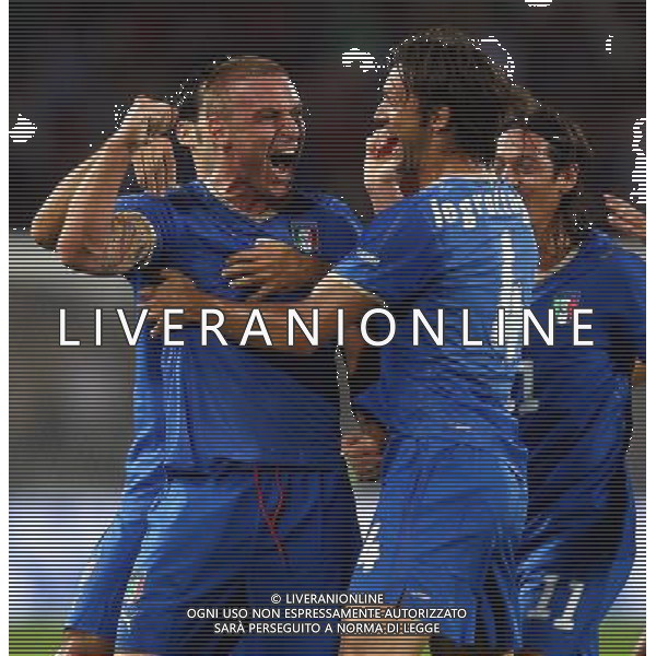 Italia - Georgia Qualificazione Mondiali 2010 - Udine 10/09/2008 nella foto esultanza di daniele De Rossi dopo il gol del 1-0 ph ghidoni/Ag. Aldo Liverani sas