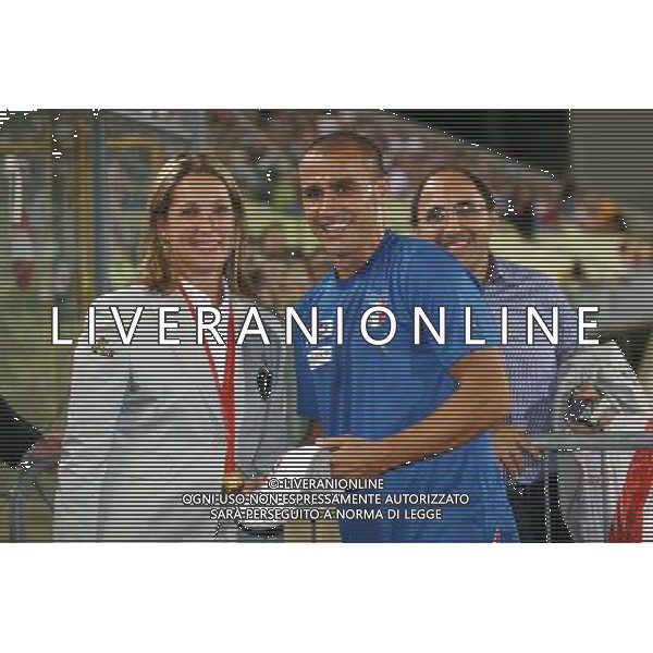 UDINE 10/09/2008 QUALIFICAZIONE MONDIALE 2010 ITALIA-GEORGIA NELLA FOTO:CHIARA CAINERO E CANNAVARO FOTO PAOLA GARBUIO/AG.ALDO LIVERANI