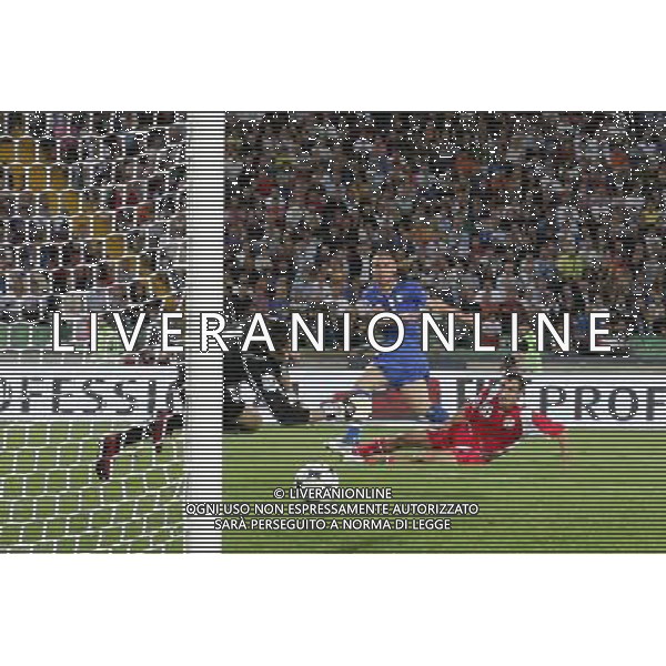 UDINE 10/09/2008 QUALIFICAZIONE MONDIALE 2010 ITALIA-GEORGIA NELLA FOTO:IL SECONDO GOL DI DE ROSSI FOTO PAOLA GARBUIO/AG.ALDO LIVERANI