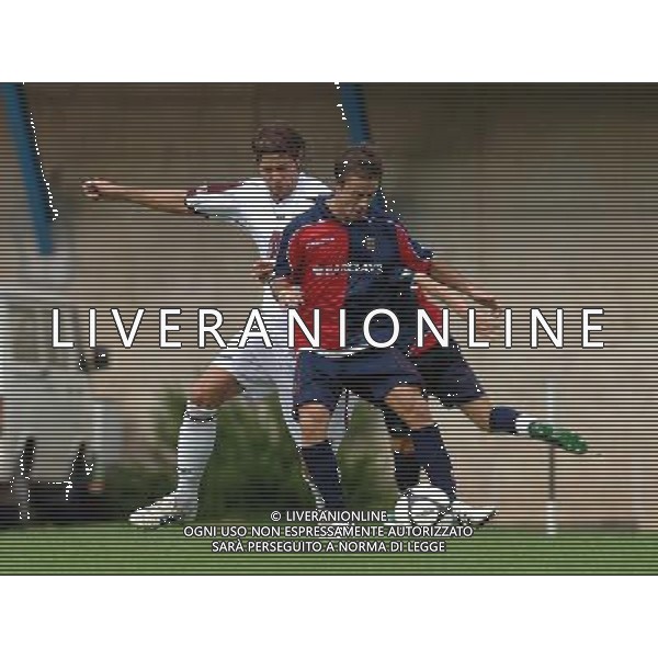 20080914 lumezzane reggiana calcio prima divisione nella foto pintori del lumezzane contrastato da mei della reggiana AG ALDO LIVERANI