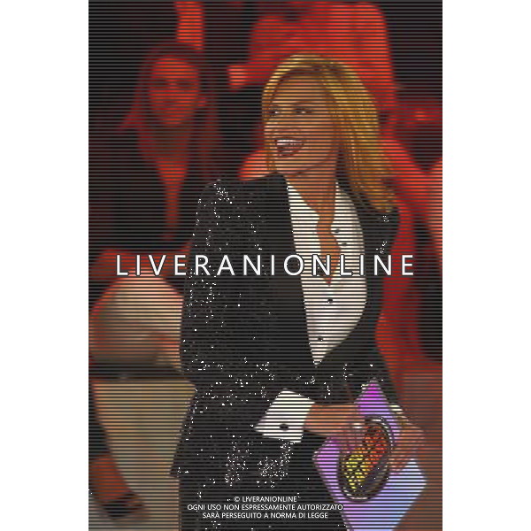 SIMONA VENTURA MILANO 15-09-08 TRASMISSIONE L\' ISOLA DEI FAMOSI \'PRIMA PUNTATA\' FOTO SORANO ANTONIO - AG. ALDO LIVERANI SAS