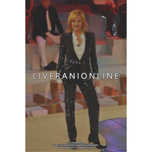 SIMONA VENTURA MILANO 15-09-08 TRASMISSIONE L\' ISOLA DEI FAMOSI \'PRIMA PUNTATA\' FOTO SORANO ANTONIO - AG. ALDO LIVERANI SAS