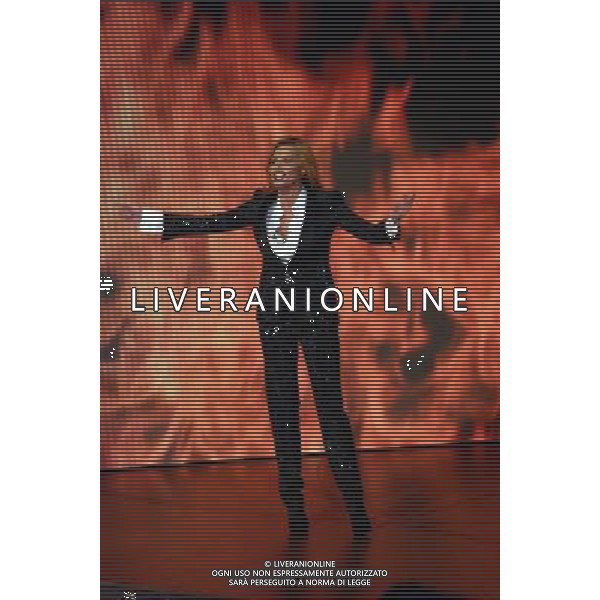 SIMONA VENTURA MILANO 15-09-08 TRASMISSIONE L\' ISOLA DEI FAMOSI \'PRIMA PUNTATA\' FOTO SORANO ANTONIO - AG. ALDO LIVERANI SAS