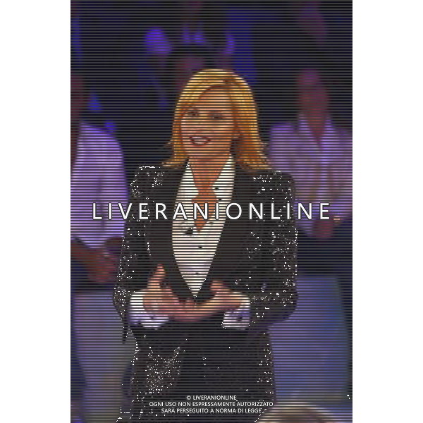 SIMONA VENTURA MILANO 15-09-08 TRASMISSIONE L\' ISOLA DEI FAMOSI \'PRIMA PUNTATA\' FOTO SORANO ANTONIO - AG. ALDO LIVERANI SAS