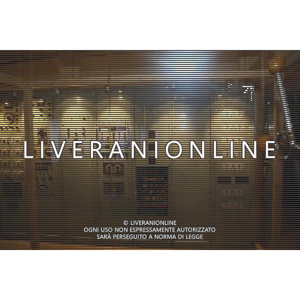 APPARECCHIATURE PER LE TRASMISSIONI TV INAUGURAZIONE DELLO STUDIO DI FONOLOGIA MUSICALE DELLA RAI, RIAPERTO AL PUBBLICO NELLA NUOVA SEDE AL MUSEO DEGLI STRUMENTI MUSICALI DEL CASTELLO SFORZESCO DI MILANO FOTO SORANO - AG. ALDO LIVERANI SAS