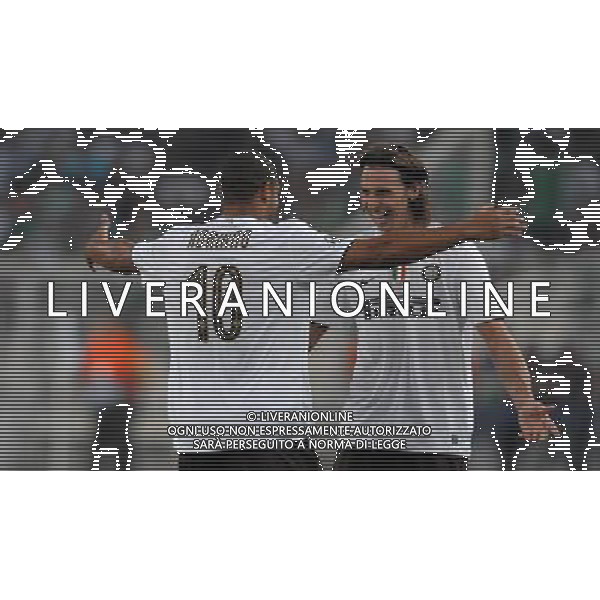 Champions League 2008/2009 Gruppo B Atene - 16.09.2008 Panathinaikos-Inter Nella Foto:ADRIANO ESULTA CON IBRAHIMOVIC /Ph.Vitez-Ag. Aldo Liverani