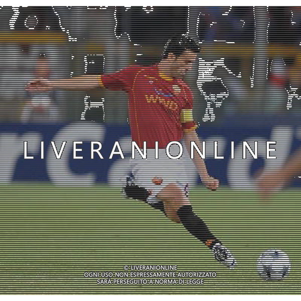 Roma - CFR Cluj - 16/09/2008 - Stadio Olimpico - Uefa Champions League 2008/2009 - Gruppo A - nella foto: CHRISTIAN PANUCCI ph. Corradetti / ag. Aldo LIVERANI