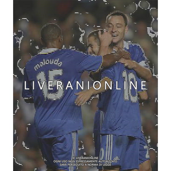 Joe Cole of Chelsea (C) celebrates with John Terry \' Florent Malouda of Chelsea after scoring the 2nd goal 2-0 - Chelsea FC v FC Bordeaux, UEFA Champions League Group A, Matchday 1, Stamford Bridge, London, Date 16/09/2008. Picture by Marc Atkins(IPS PHOTO AGENCY)/Ag. Aldo Liverani Sas - ITALY ONLY -