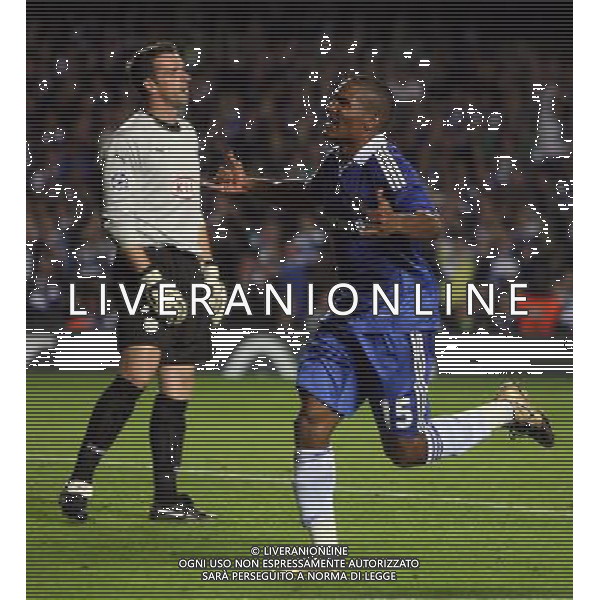 Florent Malouda of Chelsea makes 3-0 and celebrates after scoring for his team - Chelsea FC v FC Bordeaux, UEFA Champions League Group A, Matchday 1, Stamford Bridge, London, Date 16/09/2008. Picture by Marcello Pozzetti(IPS PHOTO AGENCY)/Ag. Aldo Liverani Sas - ITALY ONLY -