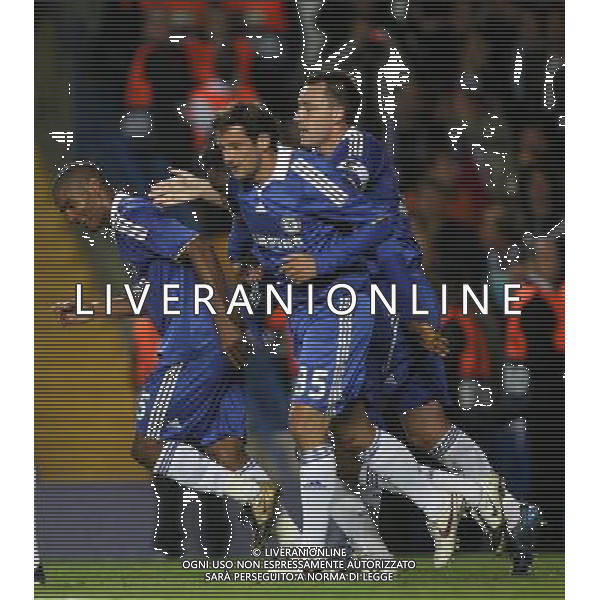 Florent Malouda of Chelsea (L) celebrates scoring the 3rd goal with teamates 3-0 - Chelsea FC v FC Bordeaux, UEFA Champions League Group A, Matchday 1, Stamford Bridge, London, Date 16/09/2008. Picture by IPS PHOTO AGENCY/Ag. Aldo Liverani Sas - ITALY ONLY -
