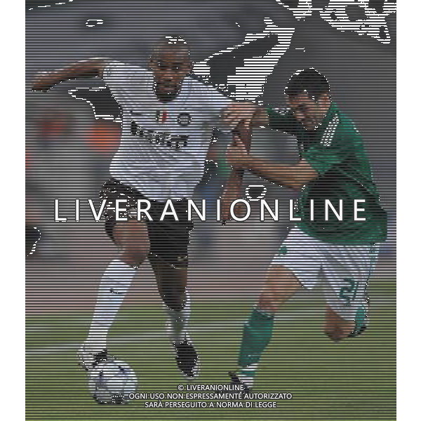 Champions League 2008/2009 Gruppo B Atene - 16.09.2008 Panathinaikos-Inter Nella Foto:MAICON-KARAGOUNIS GIORGIS /Ph.Vitez-Ag. Aldo Liverani