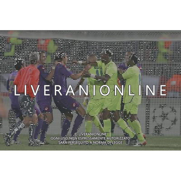 OLIMPIC LIONE-FIORENTINA CHAMPIONS LEAGUE 17/09/2008 NELLA FOTO rissa dopo gol lione FOTO MARCO LUZZANI-AG ALDO LIVERANI