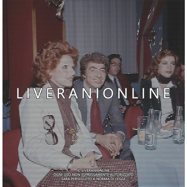 Ornella Vanoni Cantante con Gino Bramieri Archivio Ag. Aldo Liverani Sas retrospettiva