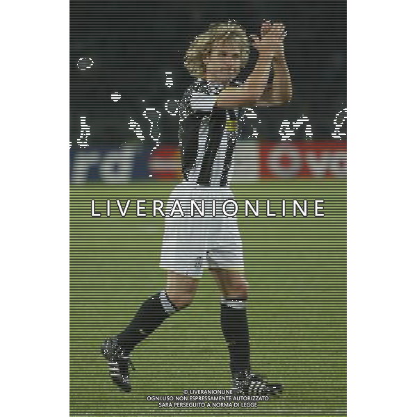 17-09-2008 Torino Sport Calcio Juventus Zenit Champions League 2008/2009 Nella foto: pavel Nedved saluta i tifosi a fine gara ©Alessandro Falzone/Press Photo/AG ALDO LIVERANI SAS